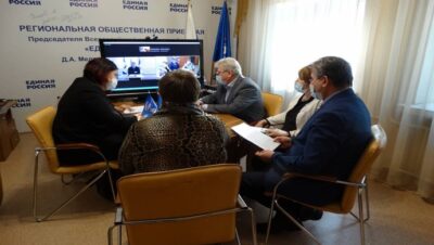 Губернатор Иркутской области Игорь Кобзев помог решить проблемы граждан в рамках недели приемов