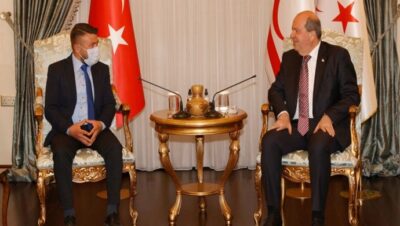 Cumhurbaşkanı Ersin Tatar, Maraş Birlik ve Dayanışma Derneği başkan ve dernek yetkililerini kabul etti. “Maraş, KKTC’nin en değerli bölgelerinden biridir”