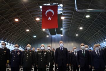 Millî Savunma Bakanı Hulusi Akar, “Kayseri Uçak Fabrikası” Kitabının Tanıtım Etkinliğine Katıldı