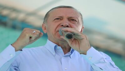 “Türkiye’yi, dünyanın siyasi ve ekonomik olarak en güçlü devletleri arasına sokmakta kararlıyız”