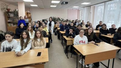 В Саратове «Единая Россия» провела для школьников лекцию по оказанию первой медицинской помощи