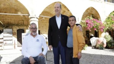 Cumhurbaşkanı Ersin Tatar, 3 Aralık Dünya Engelliler ve Dayanışma Günü dolayısıyla Kıbrıs Türk Ortopedik Özürlüler Derneği tarafından Lefkoşa Büyükhan’da düzenlenen etkinliğe katıldı