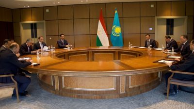 Встреча глав внешнеполитических ведомств Таджикистана и Казахстана