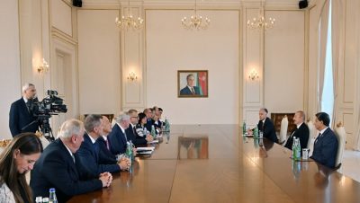 İlham Aliyev Slovakya Parlamento Başkanı başkanlığındaki heyeti kabul etti