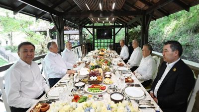 Türk Devletleri Teşkilatı İlham Aliyev adına devlet ve hükümet başkanları onuruna akşam yemeği düzenledi