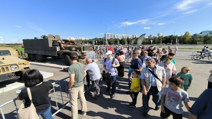 Kemerovo’daki “Gerçeğin Gücü – Gurur ve Zafer” sergisini yaklaşık 70 bin kişi ziyaret etti