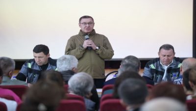 Vladimir Yakushev, Nizhny Tagil’deki binanın dairelerine sakinlerin erişimini organize etme talimatı verdi