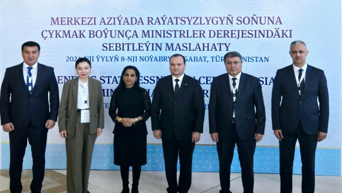 Tacikistan heyetinin Aşkabat’ta düzenlenen Orta Asya Ülkeleri Bakanları Konferansına katılımı