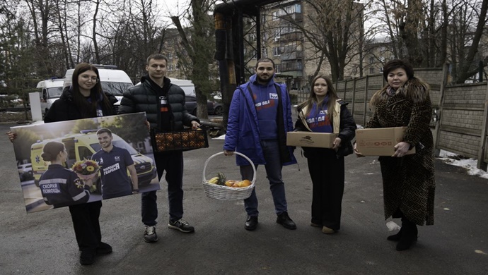 Birleşik Rusya Genç Muhafızları, Paramedik Günü’nü kutlamak için ülke genelinde etkinlikler düzenliyor