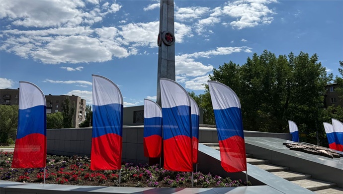 По Народной программе «Единой России» в Алчевске восстановили Обелиск Победы